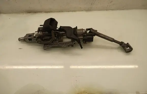 Volkswagen PASSAT CC Steering wheel axle 3C0905861G