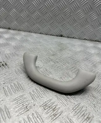 Volkswagen Golf VI Front interior roof grab handle