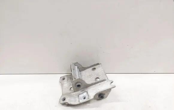 BMW 5 F10 F11 Radiator mount bracket 718651409 7207152 7211162