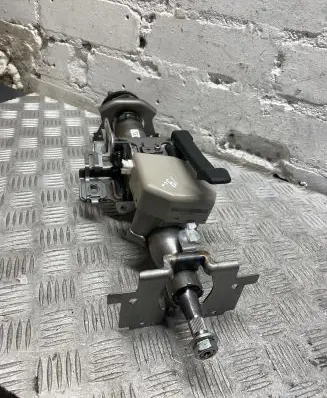 Nissan Navara D23 Steering wheel axle set 9517A273