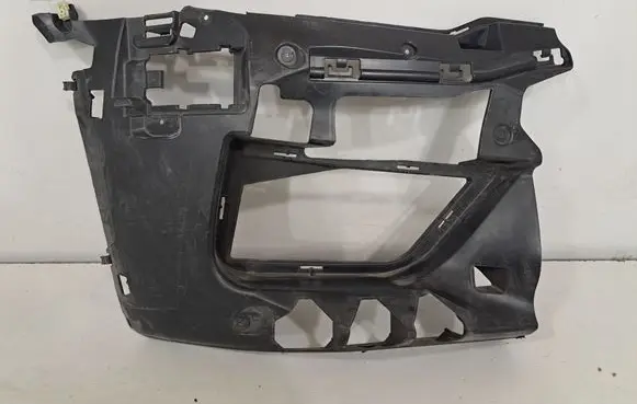 BMW M5 F90 Front bumper mounting bracket 8065320