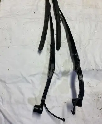 Jaguar F-Type Headlight wiper blade set 