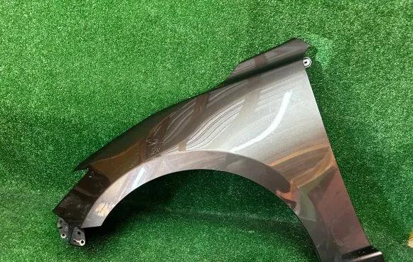 Mazda 3 III Fender B45A52211B