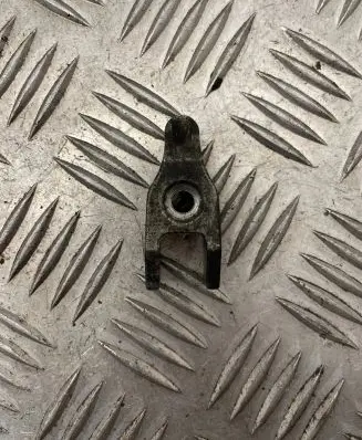 Honda CR-V Fuel Injector clamp holder