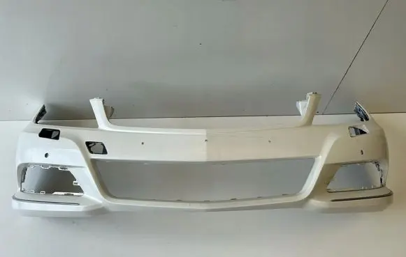 Mercedes-Benz C W204 Front bumper A2048805547
