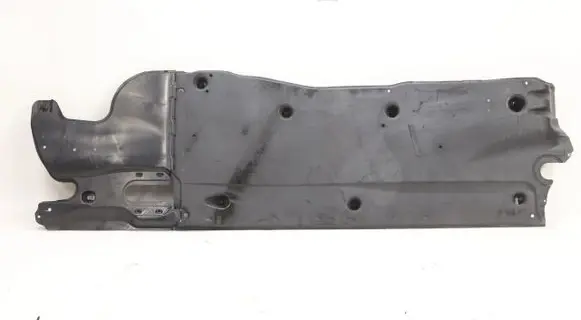 Volkswagen Tiguan Engine splash shield/under tray 5QF825201H5784616