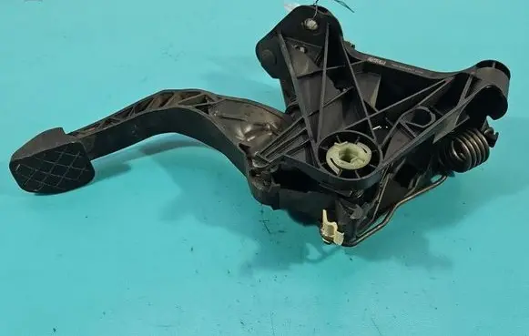 Volkswagen PASSAT B8 Pedal assembly 5Q1721059HE IMPRK1531149