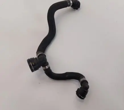 Peugeot 3008 II Engine coolant pipe/hose