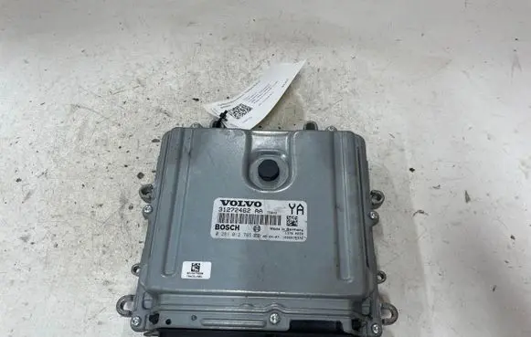 Volvo V70 Engine control unit/module 31272462 0281012765 13760220