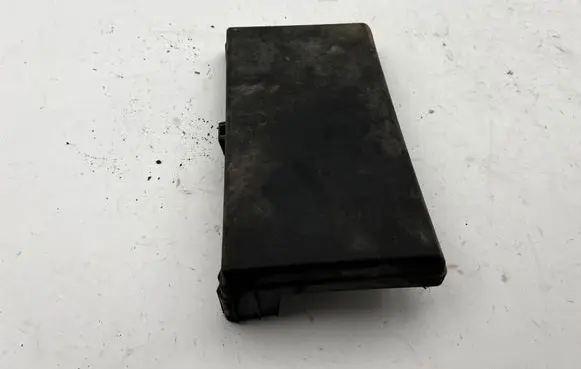 Toyota Land Cruiser (J120) Fuse box cover 8266260320