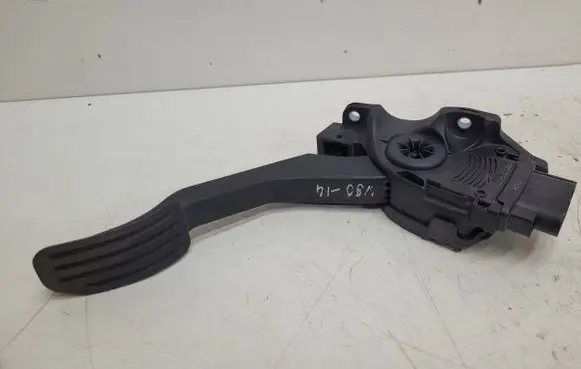 Volvo S60 Accelerator throttle pedal 31329061 6PV01083417 C95YE01