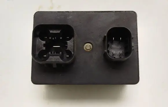 Opel Combo D Glow plug pre-heat relay 55203394 0281003043