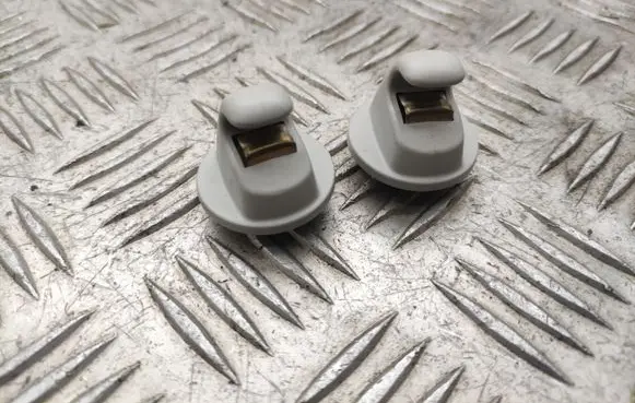 Sun visor clip/hook/bracket