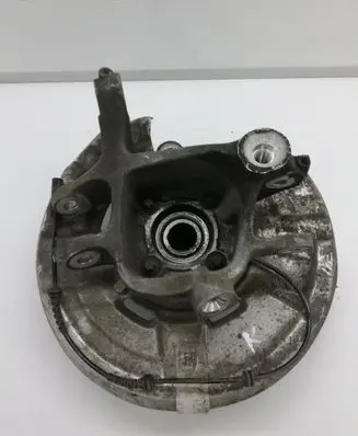 BMW 5 F10 F11 Rear wheel hub spindle/knuckle 6793769 7581015
