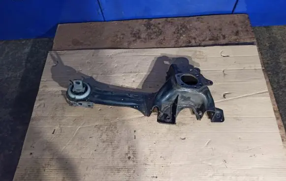 Volvo V60 Rear wheel hub 31476187 31406656