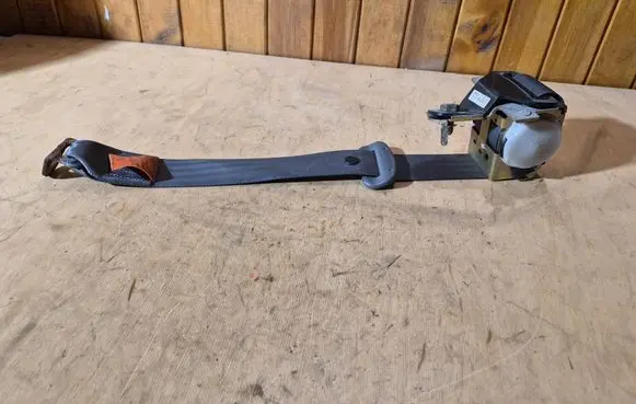 Mazda 323 Rear seatbelt 5356201147
