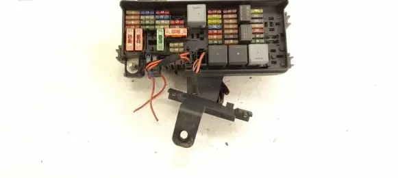 Mercedes-Benz R W251 Fuse box set 1645400272 1645402372