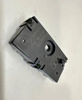 Audi A6 S6 C6 4F Antenna control unit 4F0035570