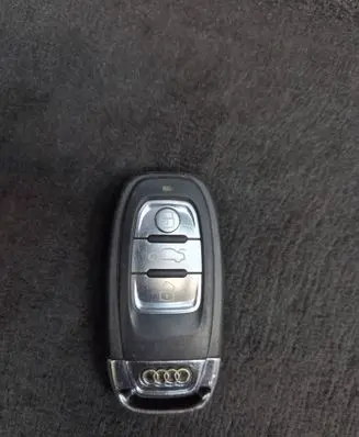 Audi A4 S4 B8 8K Ignition key/card 8K0959754H