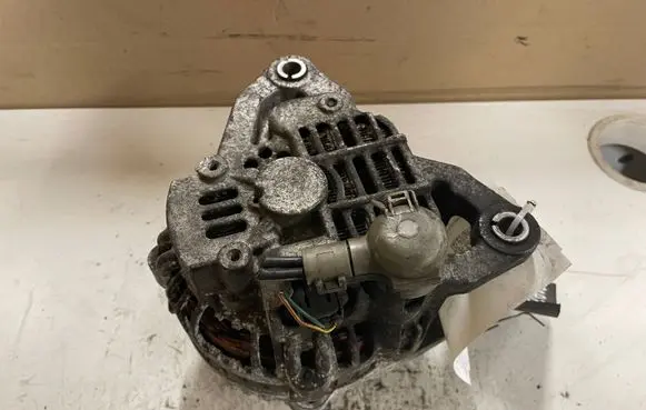 Mazda 6 Generator/alternator RF7J A3TB6581 6Y15