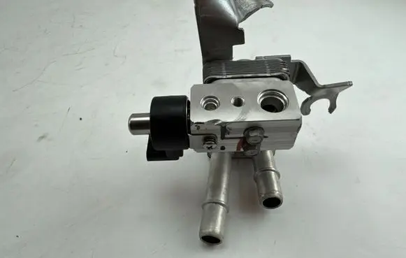 Hyundai Tucson IV NX4 Air conditioning (A/C) expansion valve 97775CZ201