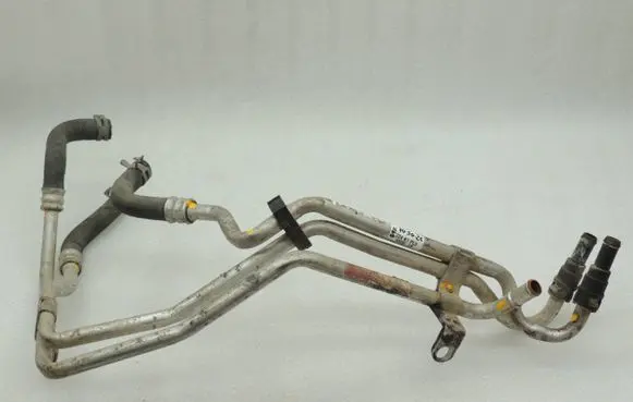 Chrysler Grand Voyager V Engine coolant pipe/hose 4677601AC K04677601AC 04677601AC