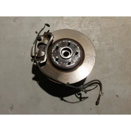Hyundai Tucson IV NX4 Front wheel hub