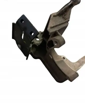 Ford Focus Engine mounting bracket AV6Q9B470BB
