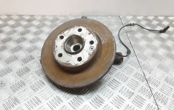 Mercedes-Benz A W168 Front wheel hub