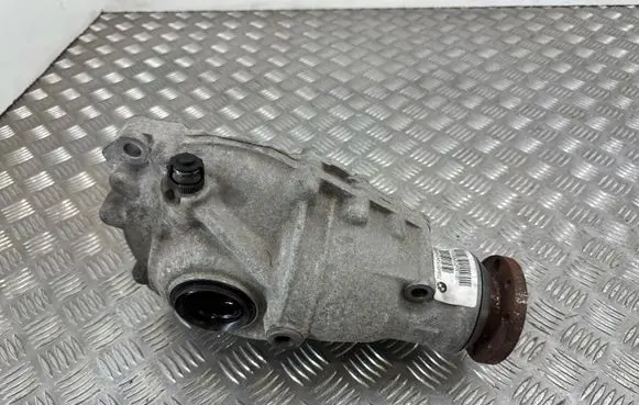 BMW 5 F10 F11 Front differential 7584517