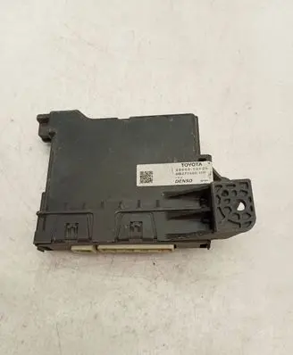 Toyota Auris E180 Other control units/modules 8865002F00 MB2774001111