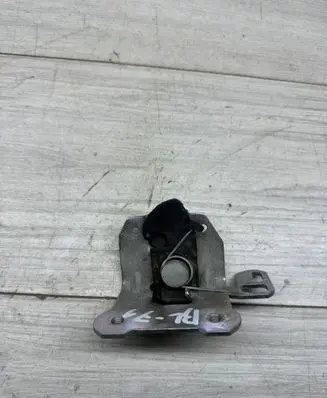 Mercedes-Benz ML W164 Seat back rest lock catch A2049200572