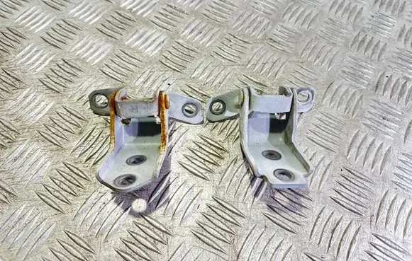 Mazda 6 Front door hinge set 