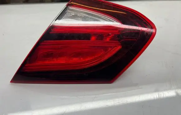 Mercedes-Benz C W205 Tailgate rear/tail lights A2059064005 00036091 2SD011786