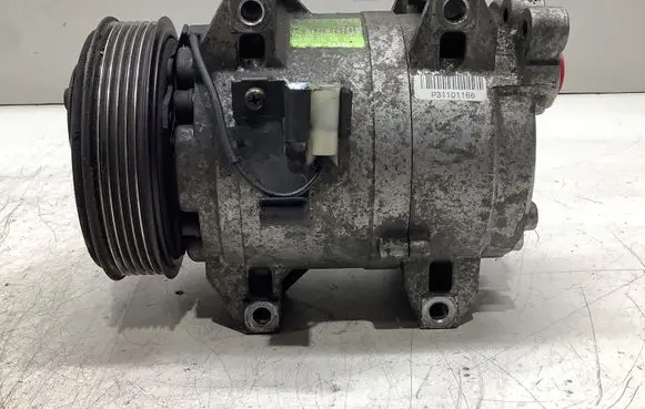 Volvo XC70 Air conditioning (A/C) compressor (pump) 31101166