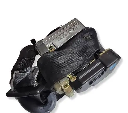 Skoda Octavia Mk2 (1Z) Front seatbelt 1U4857702C 00064786