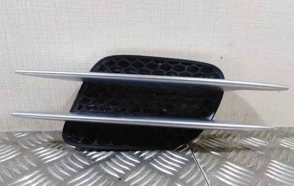 Mercedes-Benz SL R230 Fender grill A2306900236