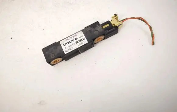 Volvo S70 V70 V70 XC Airbag deployment crash/impact sensor 8622365
