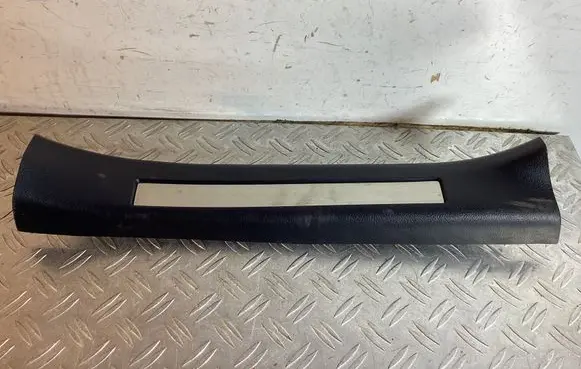 Lexus RX 450H Rear sill trim cover 6794048090