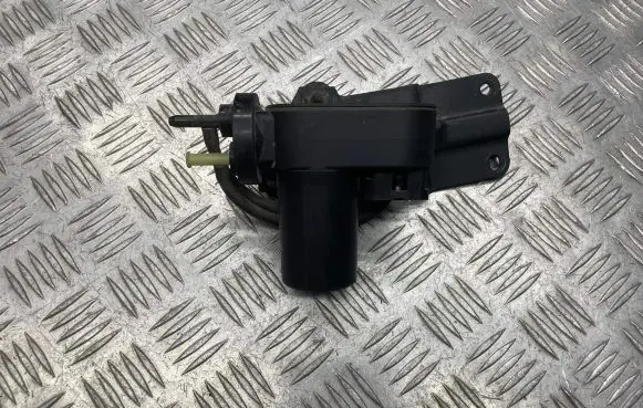 Volvo S40, V40 Vacuum pump 412773 003572