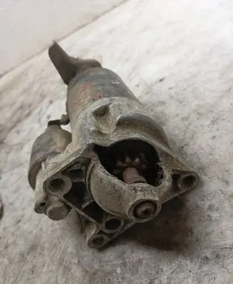 Renault Twingo I Starter motor 1005821761