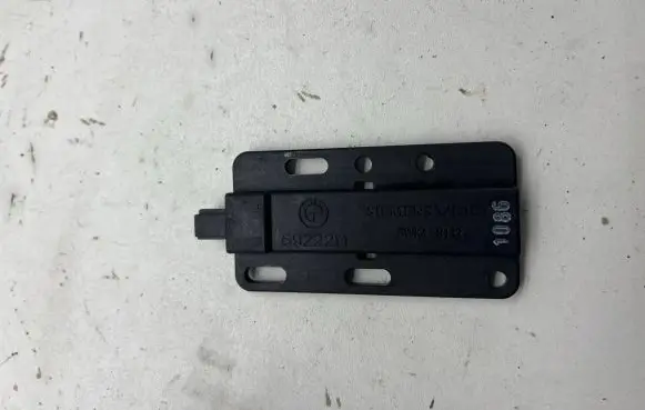 BMW 5 E60 E61 Keyless (KESSY) go control unit/module 6922211