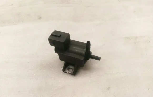 Valve vacuum