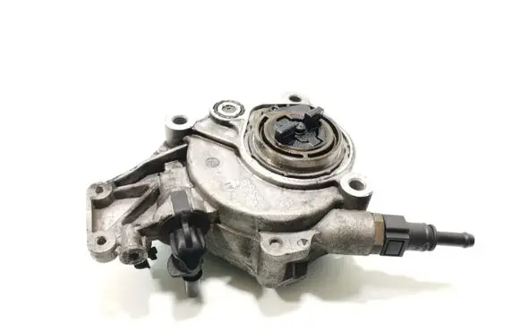 Mitsubishi Outlander Vacuum pump 