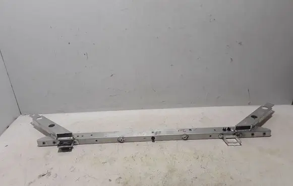 Volvo XC60 Bottom radiator support slam panel 31424561