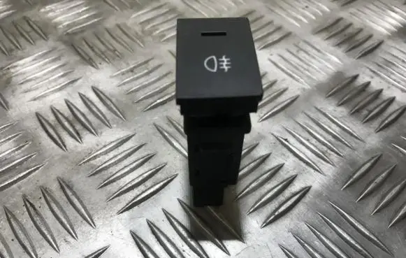 Fog light switch