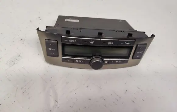 Toyota Avensis T250 Climate control unit 5590005140 5590205050D