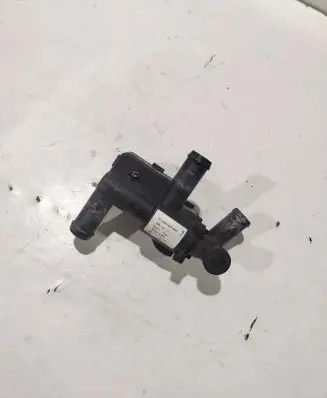 Porsche Cayenne (92A) Coolant heater control valve 7P5819824 00001 0281