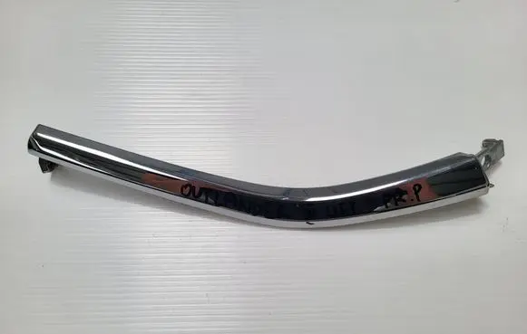 Mitsubishi Outlander Front bumper splitter molding 6407A142
