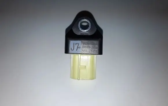Toyota Prius Prime Airbag deployment crash/impact sensor 8983128040